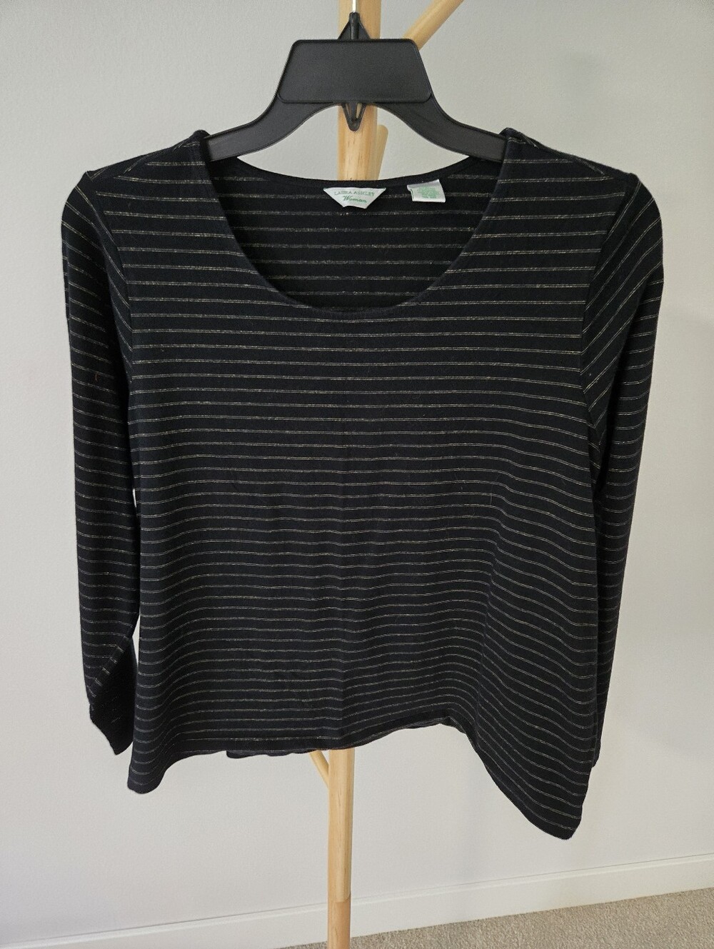 Laura Ashley Black Long-Sleeve Scoop Neck Top with Gold Metallic Stripes - 2x